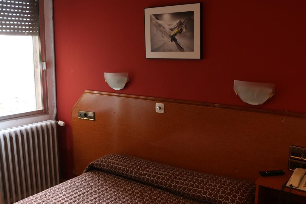 Hostal Cataluna Σαραγόσα Εξωτερικό φωτογραφία