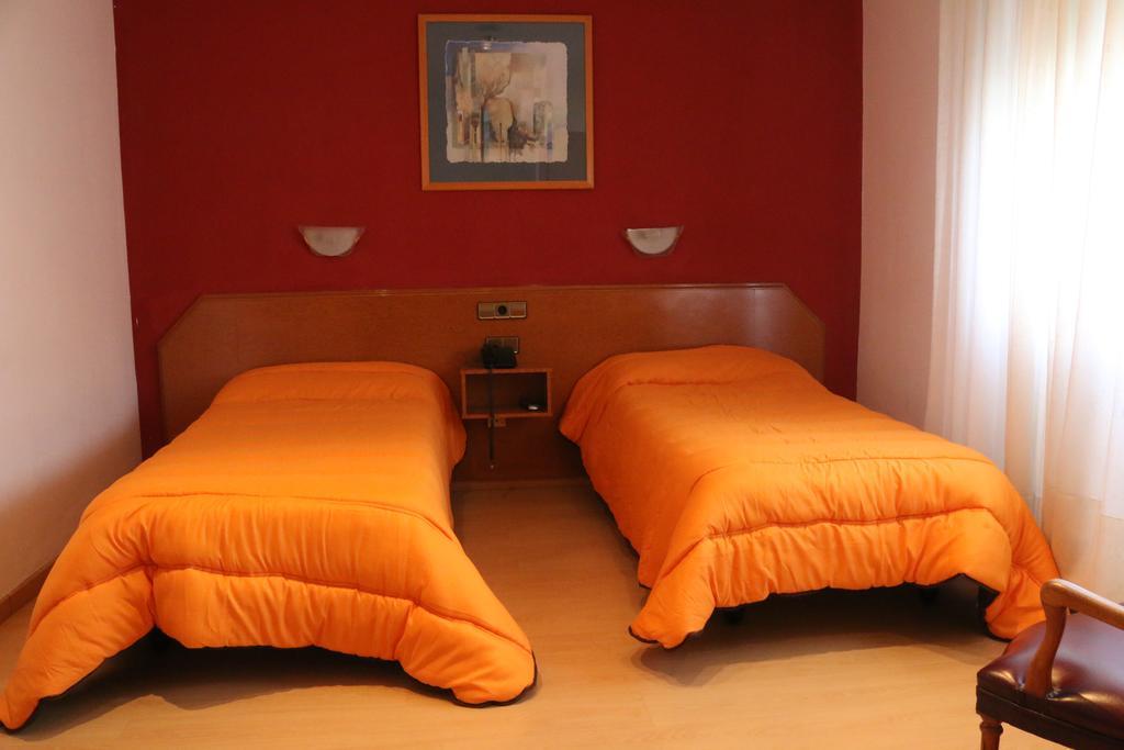 Hostal Cataluna Σαραγόσα Εξωτερικό φωτογραφία
