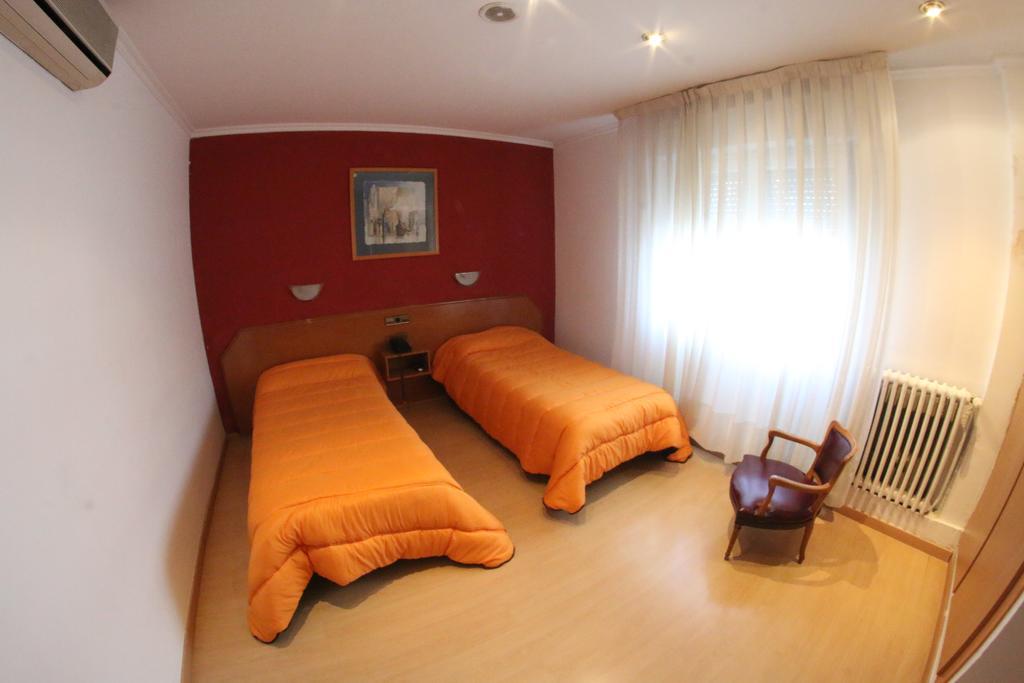 Hostal Cataluna Σαραγόσα Εξωτερικό φωτογραφία