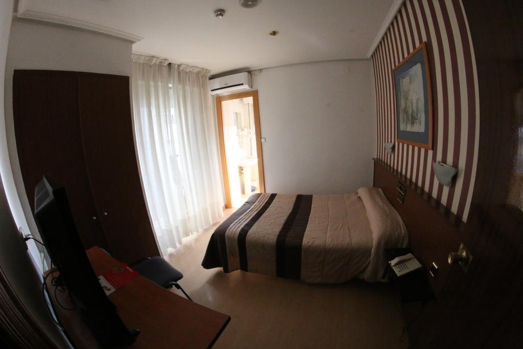Hostal Cataluna Σαραγόσα Εξωτερικό φωτογραφία