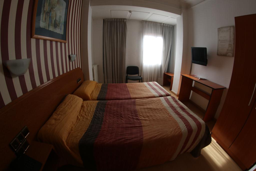 Hostal Cataluna Σαραγόσα Εξωτερικό φωτογραφία